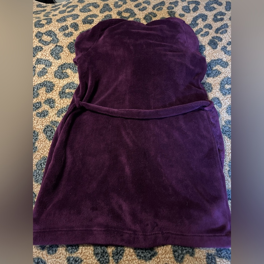 Victoria Secret Robe - Picture 8 of 9